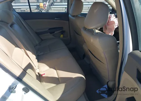 2008 Honda Accord 2.4 Lx-P z USA, uszkodzony, nr VIN 1HGCP264X8A131880